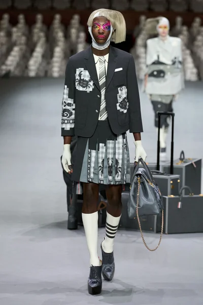 Look 35